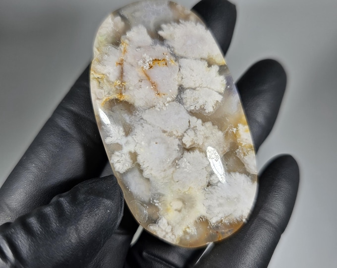 Flower Agate Palm Stone