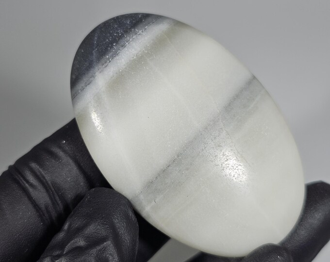 Taiji Jade Palm Stone Yinyan