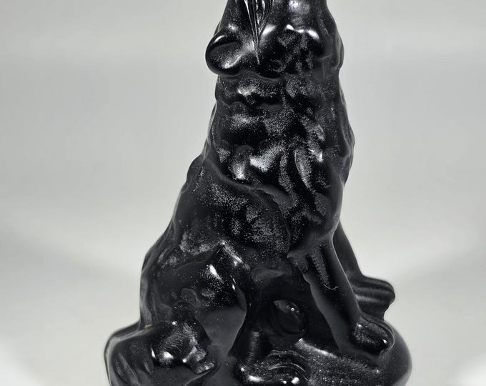 Obsidian Wolf Carving