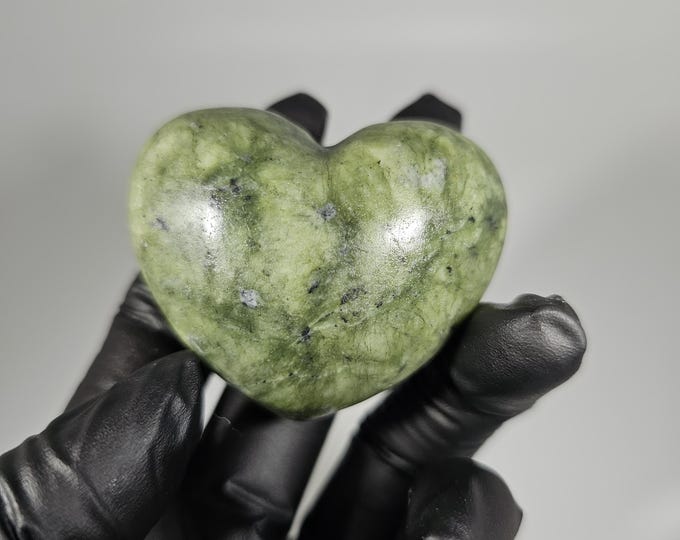 Green Jade Heart Carving