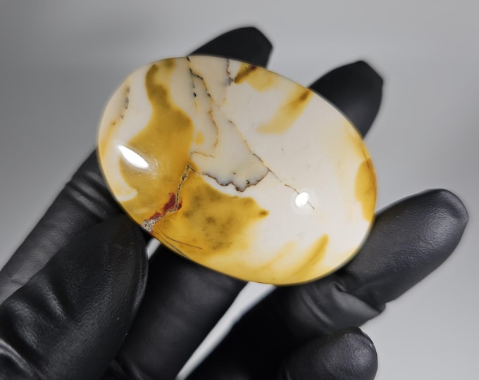 Mookaite Palm Stone