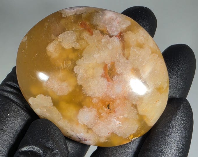 Flower Agate Palm Stone