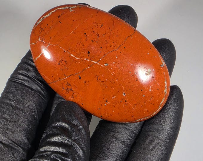 Red Jasper Palm Stone