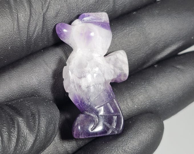 Mini Dream Amethyst Seahorse Carving
