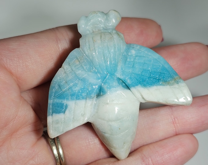 Caribbean Calcite Bee Carving