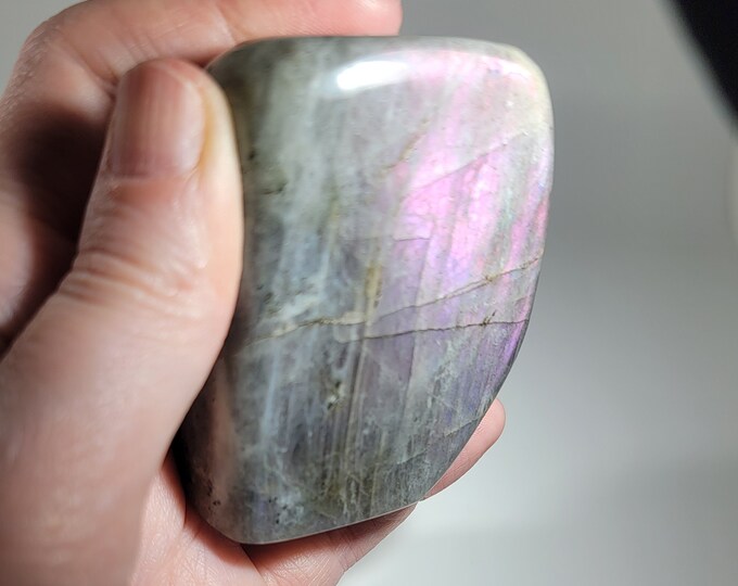 Beautiful Flashy Labradorite Free-form