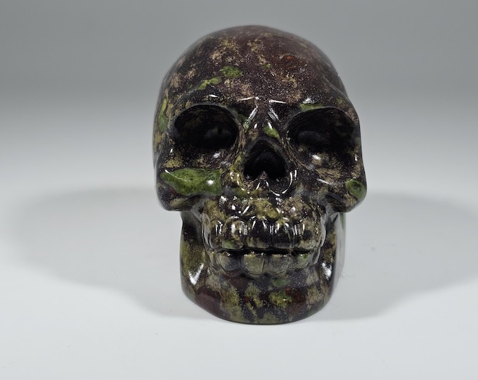 1.9" Dragon Blood Skull Carving