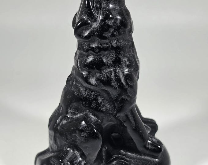 Obsidian Wolf Carving