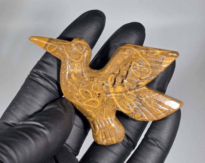 Calligraphy Jasper Hummingbird Carving