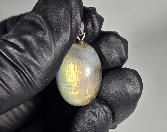 Labradorite Pendant