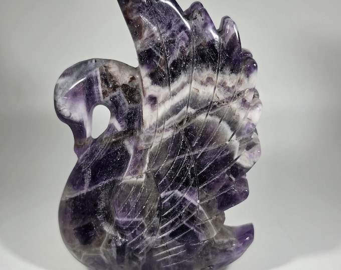 Dream Amethyst Swan Carving