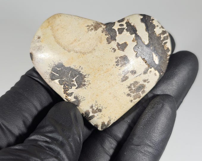 Picture Jasper Heart Palm Stone