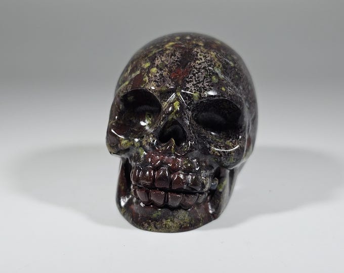 1.9" Dragon Blood Skull Carving