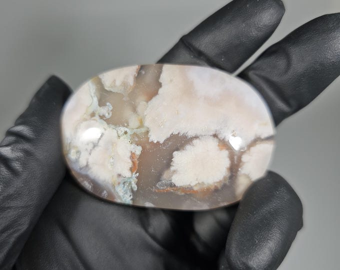 Flower Agate Palm Stone