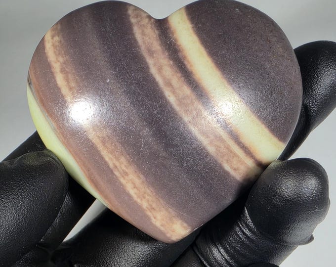 Purple Robe Jade Heart Stone