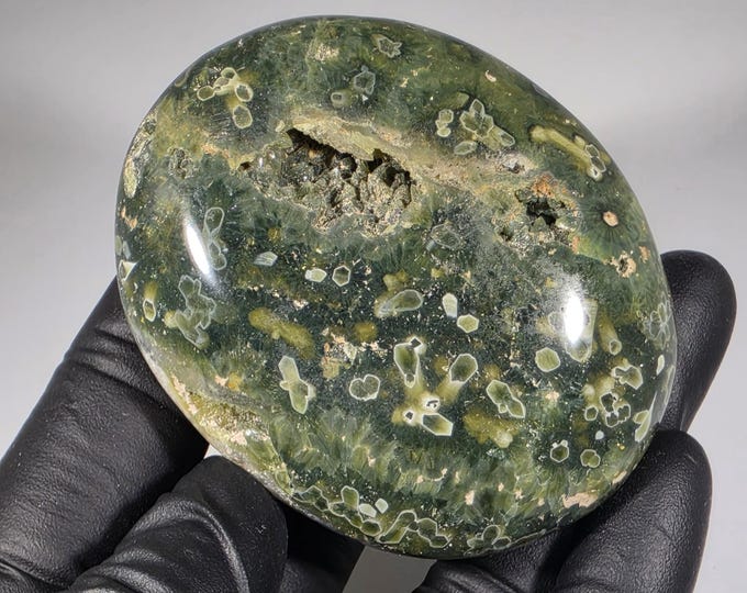 Ocean Jasper Palm Stone