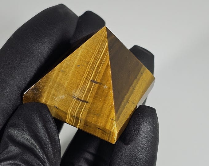 Tigerseye Pyramid