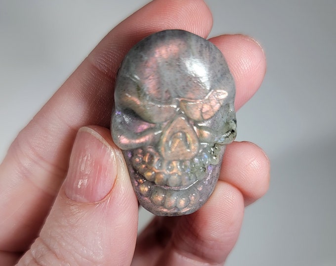 Flashy Labradorite Skull Carving