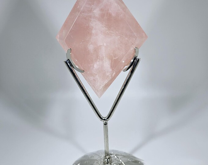 Rose Quartz Diamond With Stand