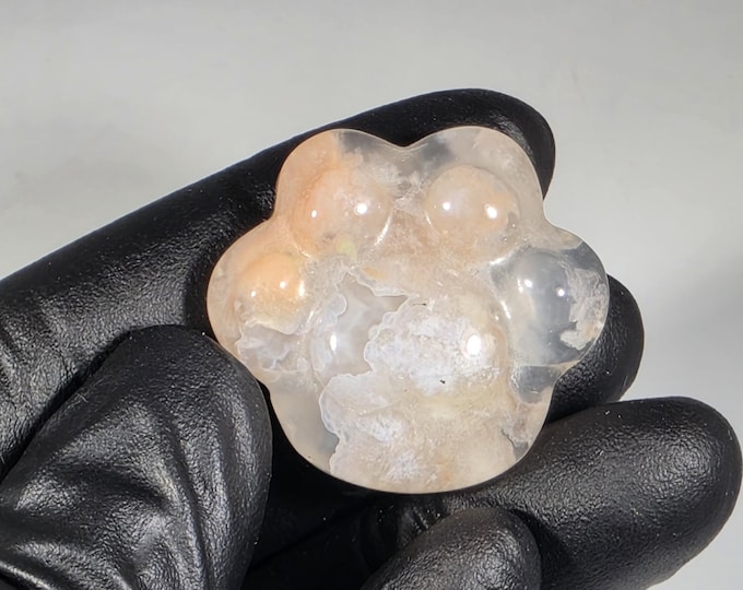 Flower Agate Cat Paw Carving 1"