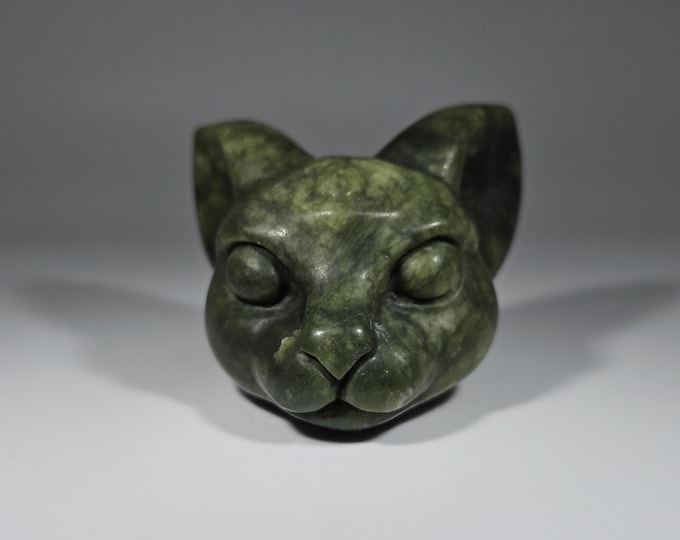Green Jade Cat Head Carving 3rd Eye