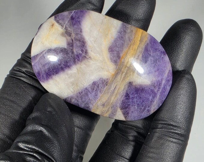 Dream Amethyst Palm Stone