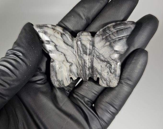 Network Jasper Butterfly Carving