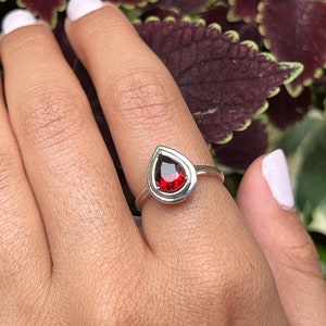 Natural Garnet Ring in Solid 925 Sterling Silver 1.0ct Natural Stone Pear Shape Cut Ring January Birthstone Dainty Jewelry Gift