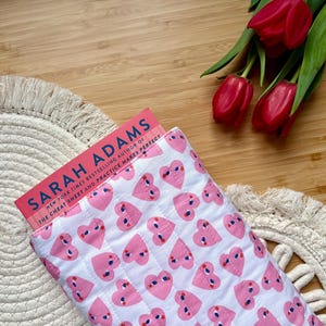 Copertina per libro trapuntata con smiley a forma di cuore rosa / libri tascabili / trapuntata a mano / libro fino a 500 pagine / XOXO LOTTE