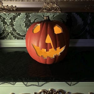 Halloween 1978 Main Titles Jack ‘O Lantern Pumpkin Decor Replica Michael Myers