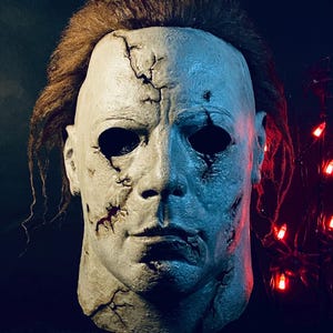 Trick Or Treat Studios Rehauled Rob Zombies Halloween Michael Myers decayed Mask
