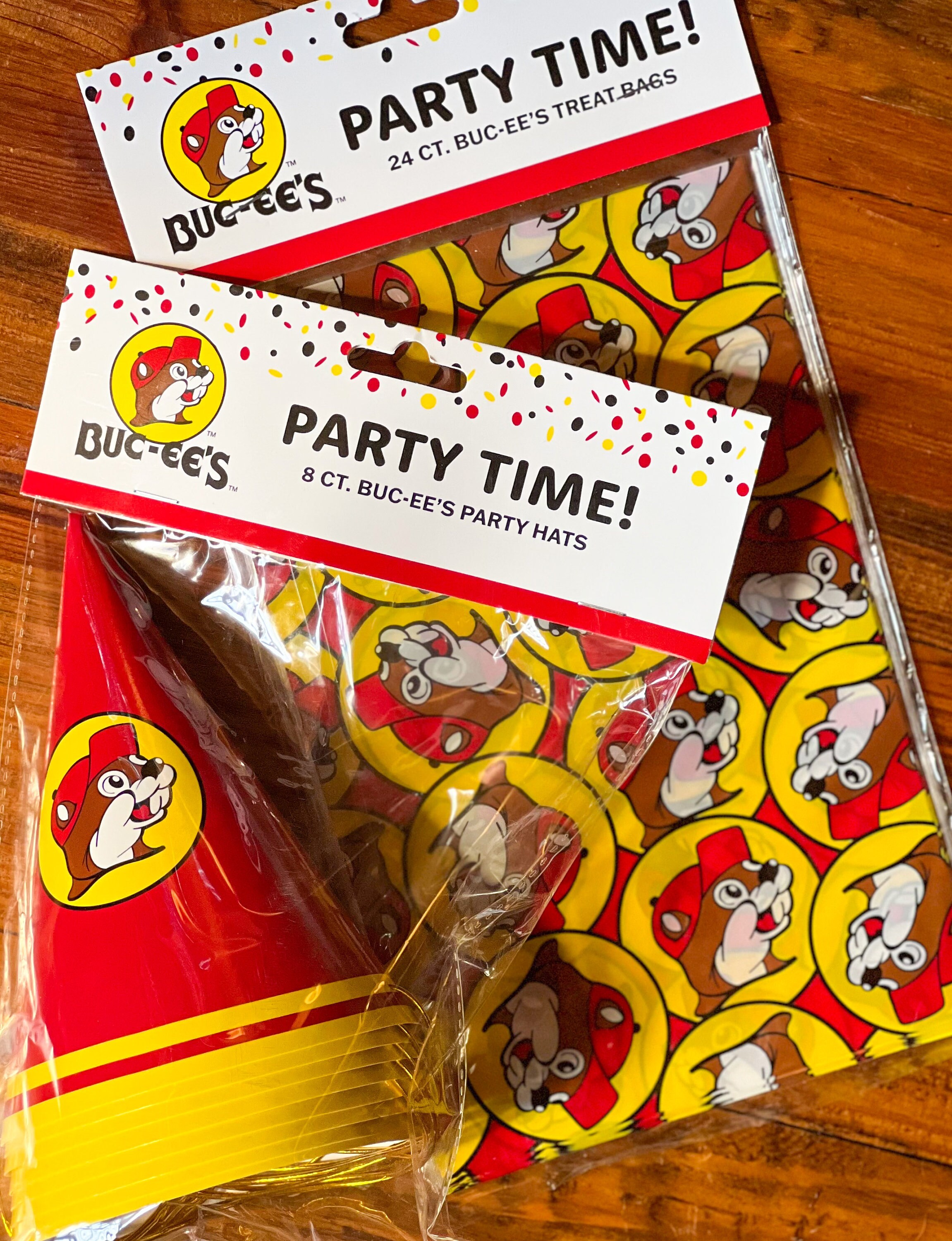 Bucee's Party Supplies Bucee's Tablecloths Etsy Hong Kong