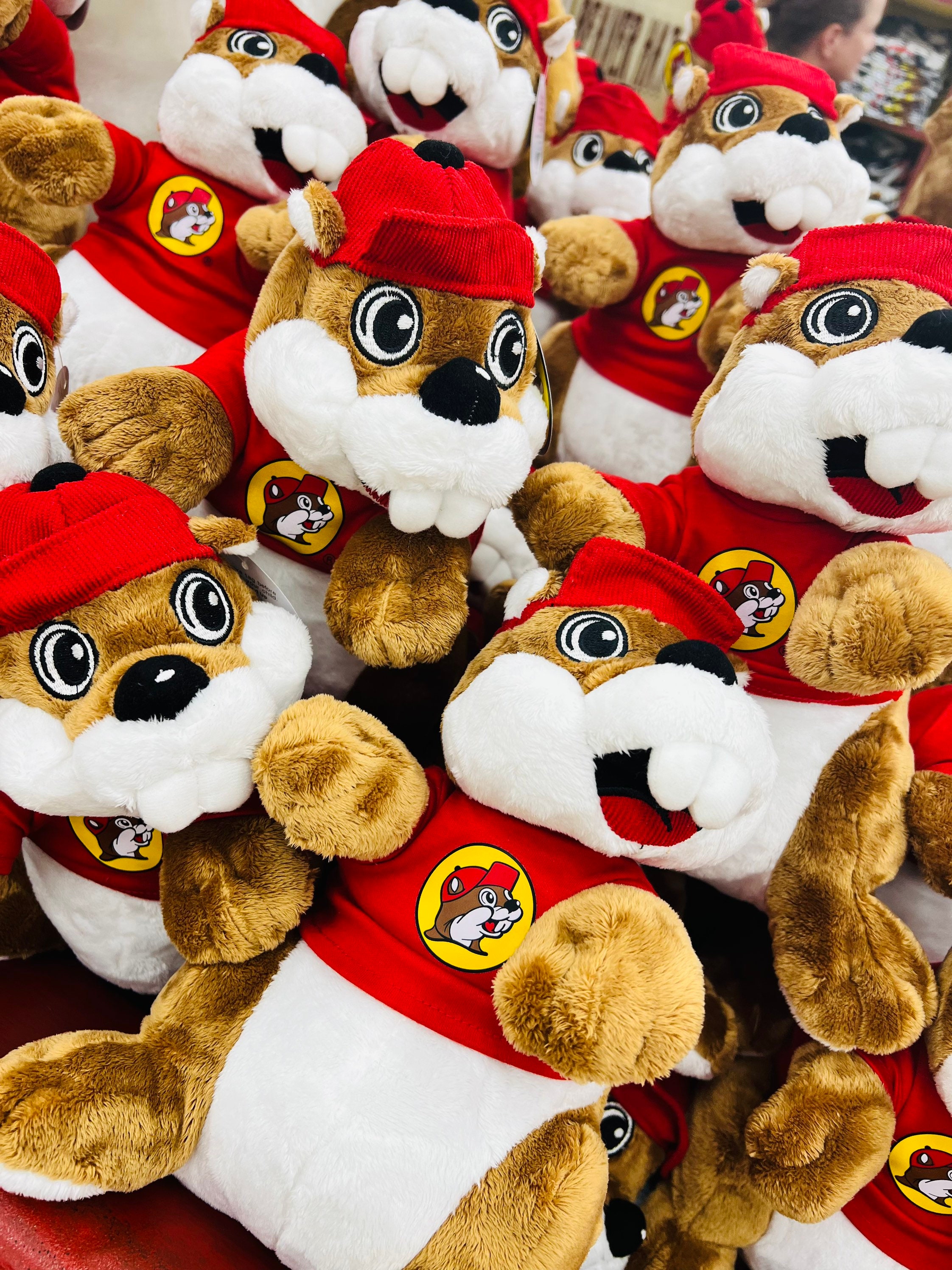 Braving Crowds For Beaver Nuggets A Guide For Bucee's, 47 OFF