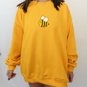 Gold Bee Sweatshirt,  Bee Tshirt, Cute Bee Sweatshirt, Bumble Bee T-Shirt & Sweatshirt, Gold Bee Sweater