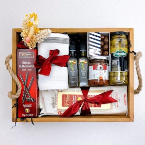 Personalized Italian Pasta Gift Basket, Housewarming Gift Box, Tray Gift Basket, Corporate Gift, Thank You Gift For Client
