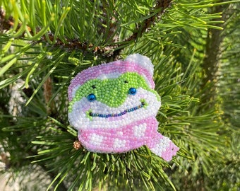 Modische Frosch in einem Schal Perlenbrosche Perlenstickerei, handgemachter Schmuck, Pin, Geschenk für Froschliebhaber