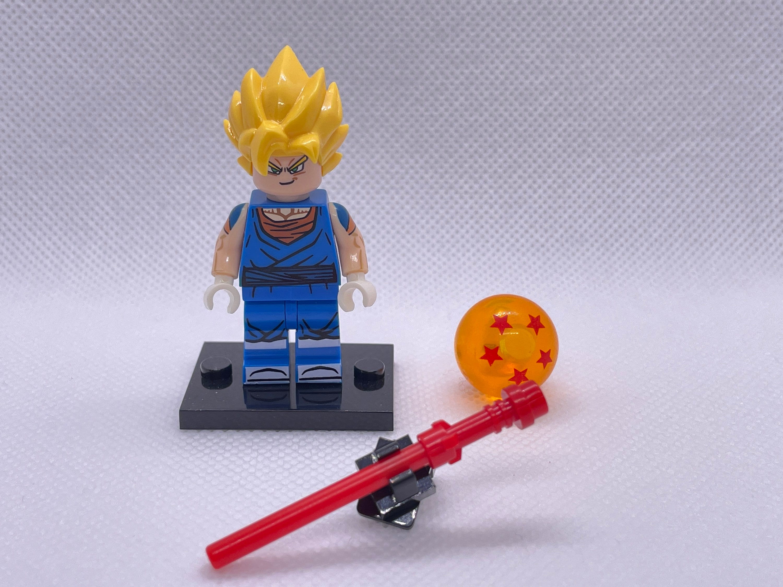 Super Saiyan Vegeto Keyring - Dragon Ball Z GT Goku Vegeta Phone Charm  Strap