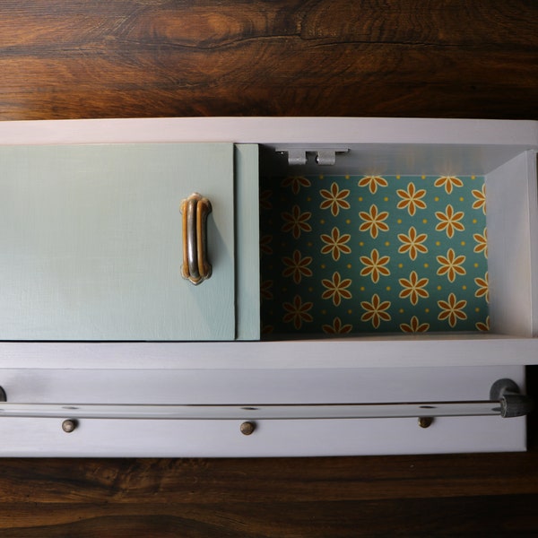 Kleiner Schrank, Küchenschrank, Flurschrank, Badschrank, Schränkchen, Möbelupcycling, Retromöbel, Vintagemöbel, Wohnidee, Einrichtungsidee