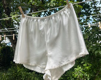 Vintage 1980s Satin Shorts White Lace Slip French Knickers Bloomers Tap Pants