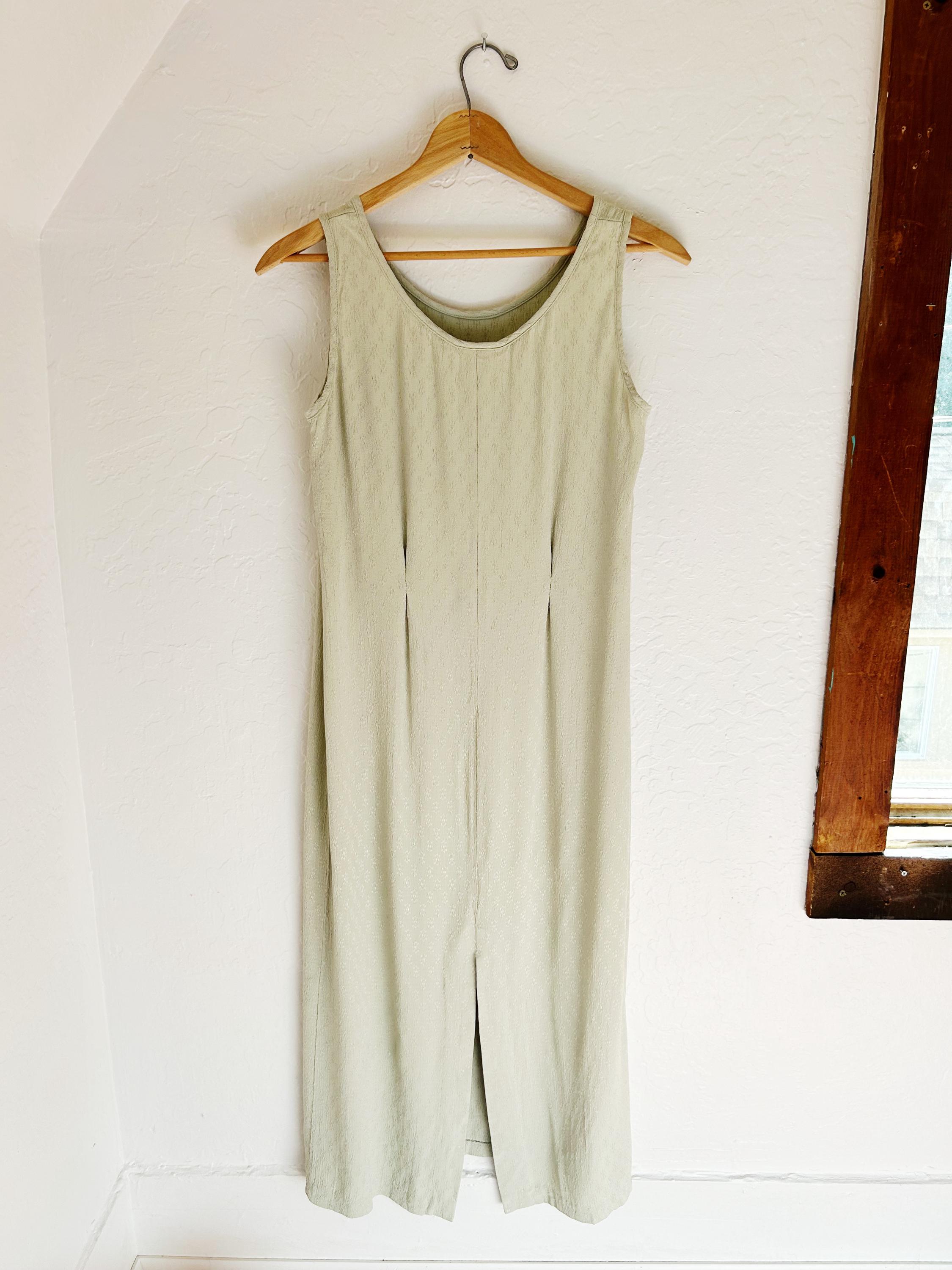 rachel green sage green dress Rachel Allan Quince RQ3163