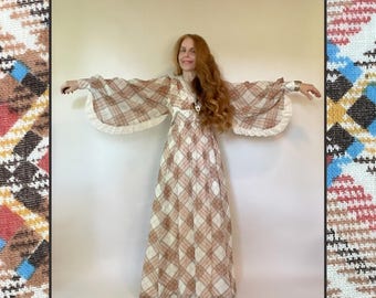 Fabulous Vintage 1970s Plaid Autumn Fall Colors Dress with Huge Angel Wing Sleeves, Sz M-L