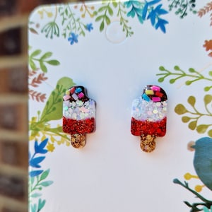 Pendientes de helado fabulosos, pendientes de verano, pendientes retro, pendientes de los 90, regalos para ella, pendientes divertidos, pendientes delicados, regalo de buzón