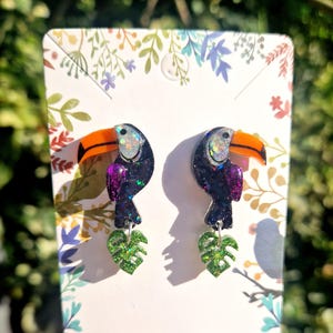 Glitter Toucan Stud Earrings: Sparkly Resin Bird Jewelry