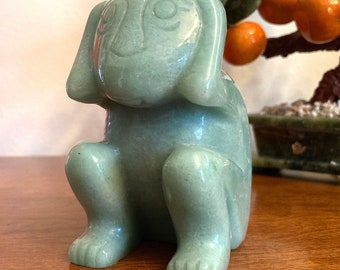 Sculpture vintage lunatique de singe en aventurine verte, figurine de singe en pierre, figurines en cristal de guérison, singe mystique en pierre précieuse sculptée.