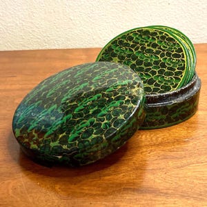 Hand Painted Vintage Kashmir  green Coaster Set - 6 Floral Papier-Mâché Coasters with Holder - Perfect Gift for Home Decor, Green beer mats