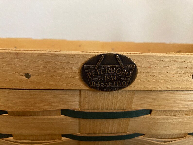 Peterborough Weaved White Ash and Leather Bread Basket With Matching Dividers or Trivets. This