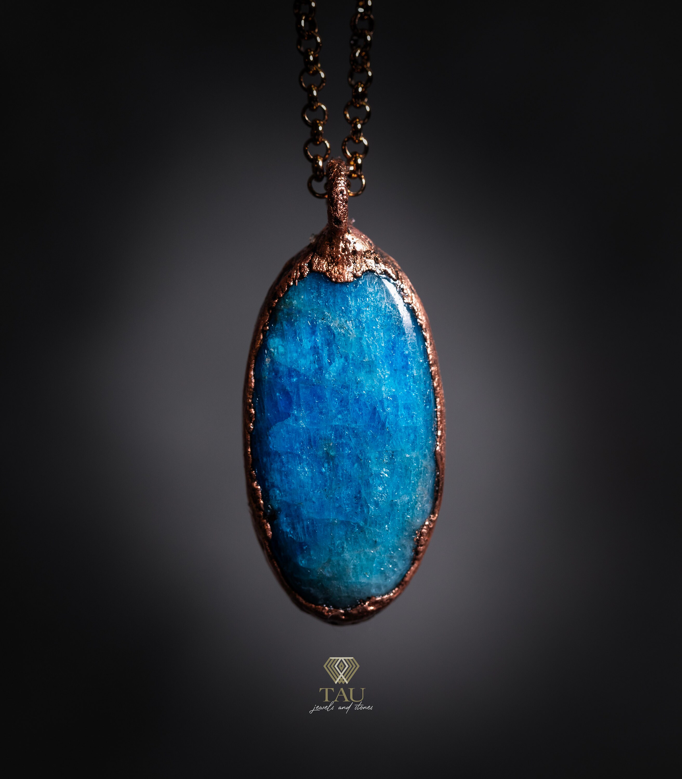 Collane in rame con ciondoli in apatite blu