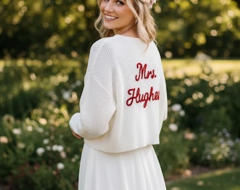 Hand bestickter Braut Cardigan, personalisierter Hochzeitspullover