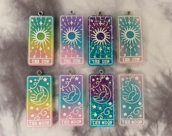 Amuletos de cartas de Tarot Brillantes - Amuleto de Cartas de Tarot de la Luna - Amuleto de Cartas de Tarot del Sol - Amuletos de Halloween - Amuletos de Brujas - Amuletos de Tarot Coloridos