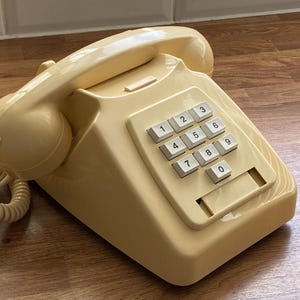 Vintage Phone GPO 756 Push Button Telephone Gloss Brown Built 1981 Fully Working